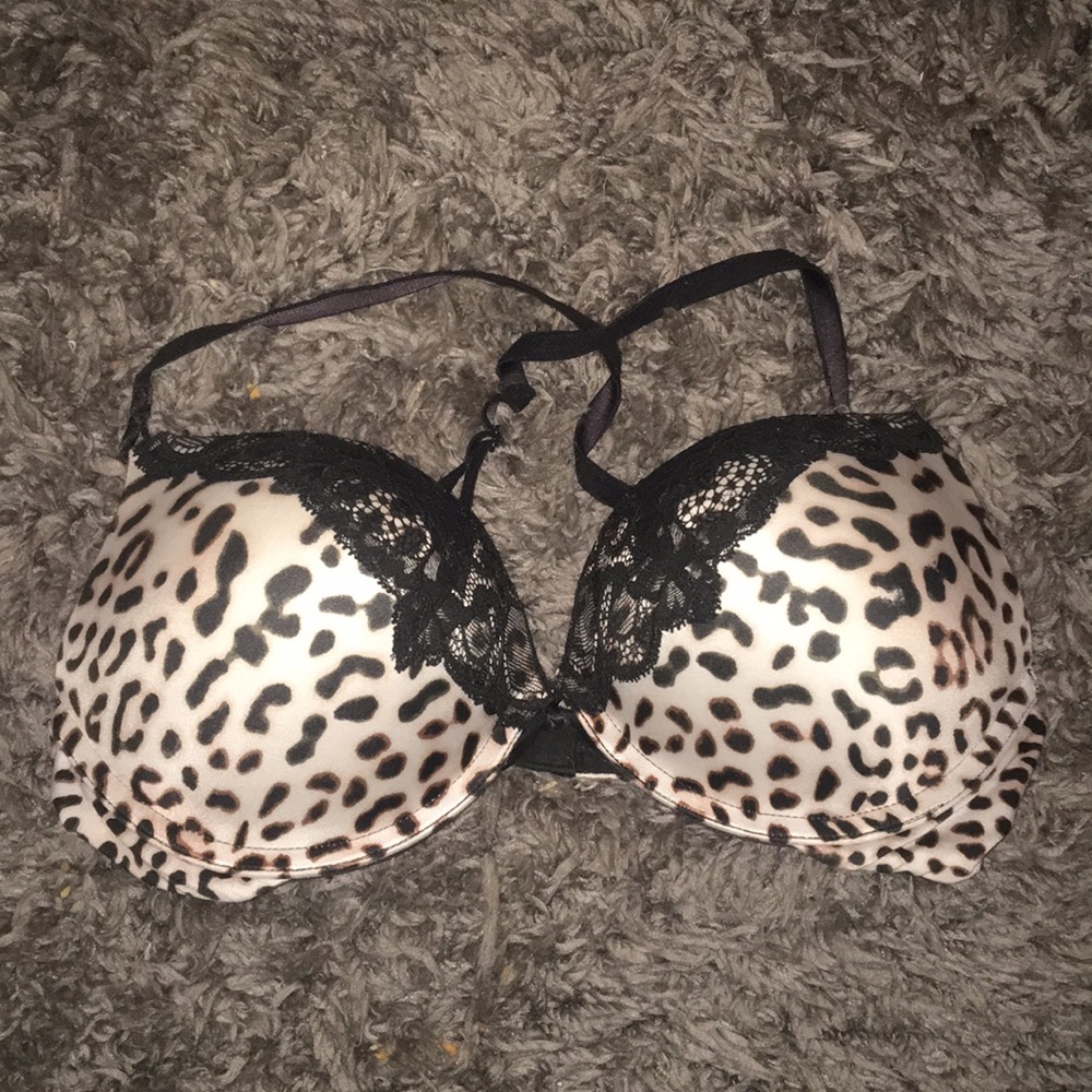 36B Bombshell plunge miraculous bra VS